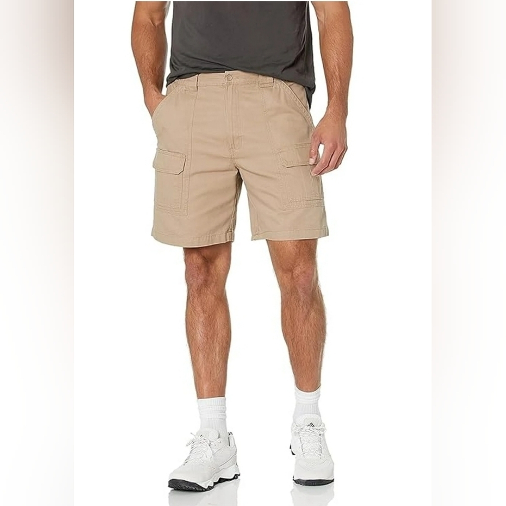Savane Men's Khaki Hiking Cargo Shorts Size 38
